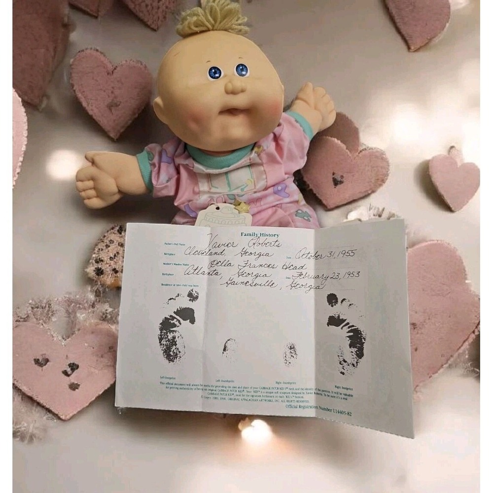 VTG Cabbage Patch Kids‎ Girl Doll 1983 Blonde Hair Blue Eyes Xavier Birth Cert